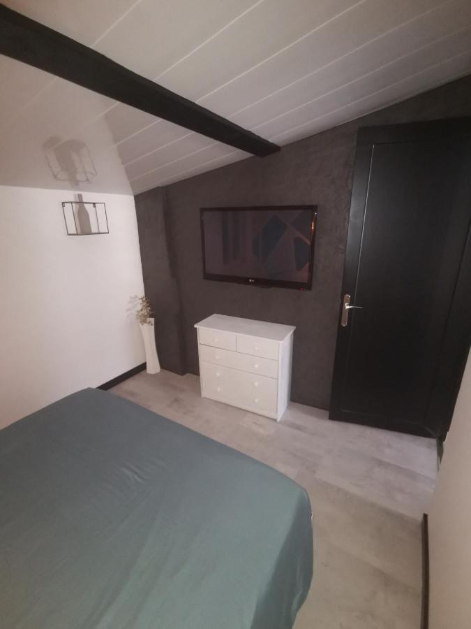 Agreable Maison De Village Entre Mer Et Montagne Codalet Екстер'єр фото